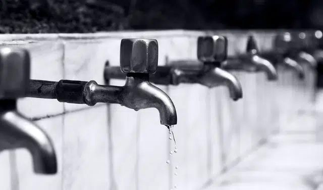 Qui paie l’eau dans une location ?