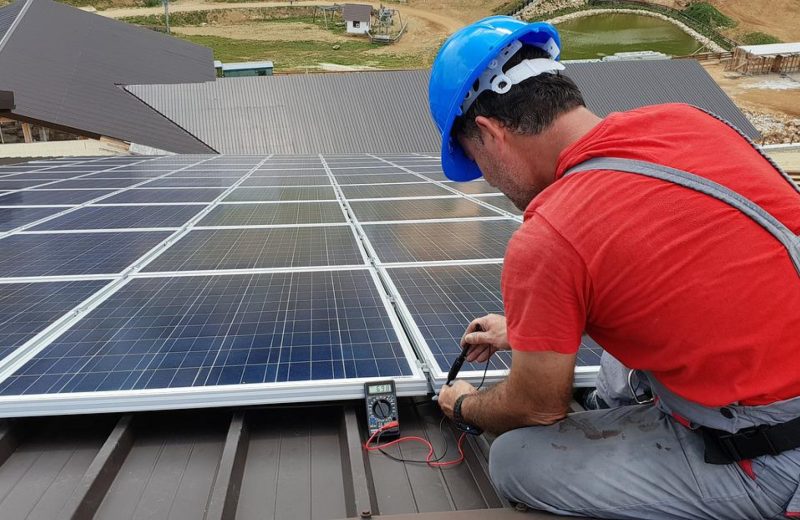 Combien coûte l'installation des panneaux solaires ?