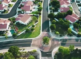 Comment choisir dans quelle agence immobilière vendre son bien ?