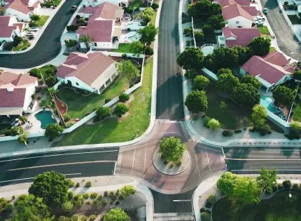 Comment choisir dans quelle agence immobilière vendre son bien ?